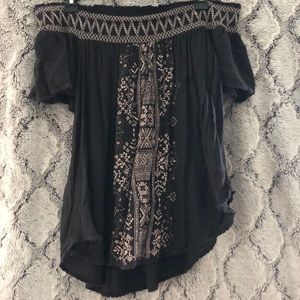 Alter’d state off the shoulder shirt